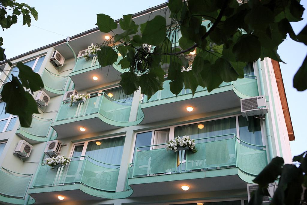 Dreams Family Hotel نيسيبار المظهر الخارجي الصورة